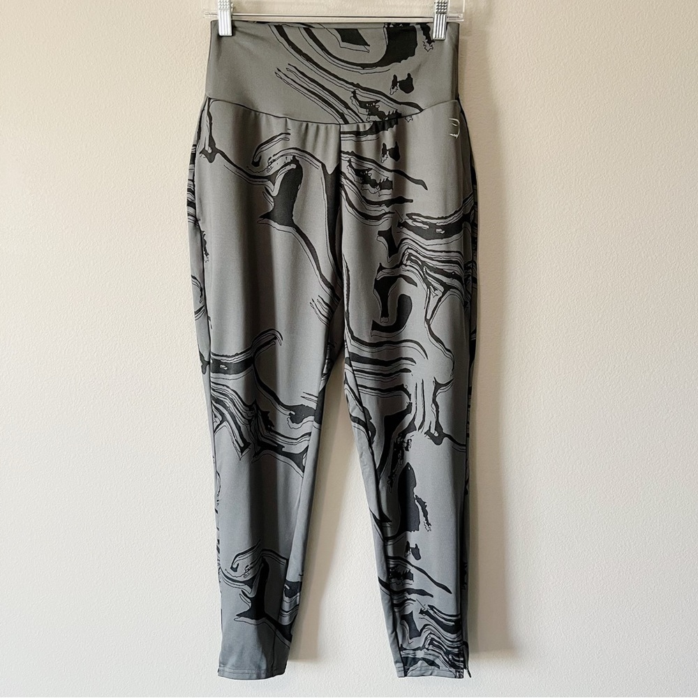Gymshark Women’s Marble Print High-Waisted Jogger Pants Gray/Black Size Medium